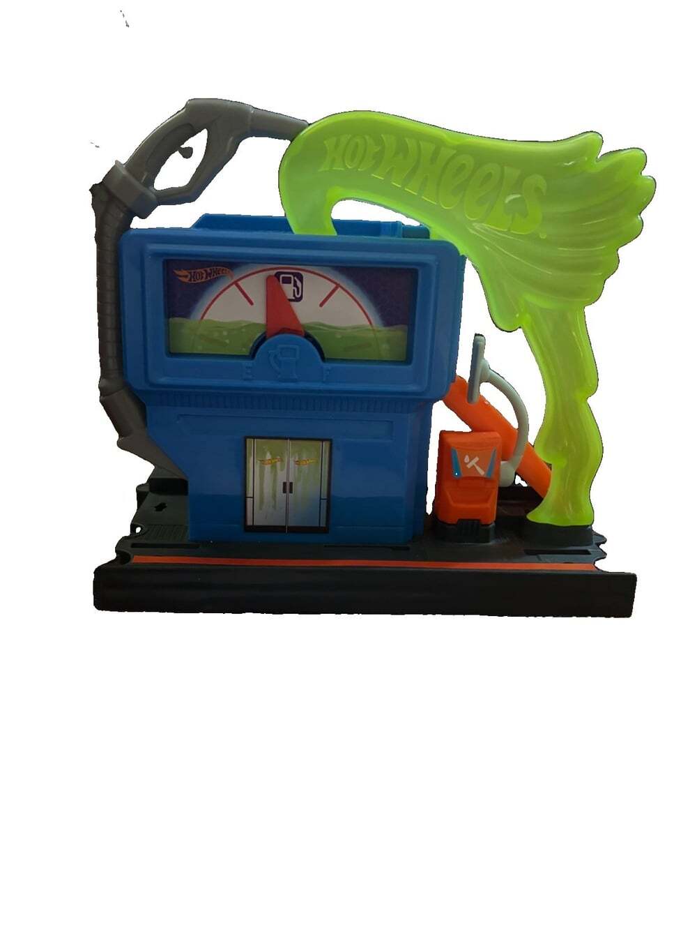 Hot Wheels Gas Station Downtown City Add-On Track 6” X 8” Plastic FMY97 2017